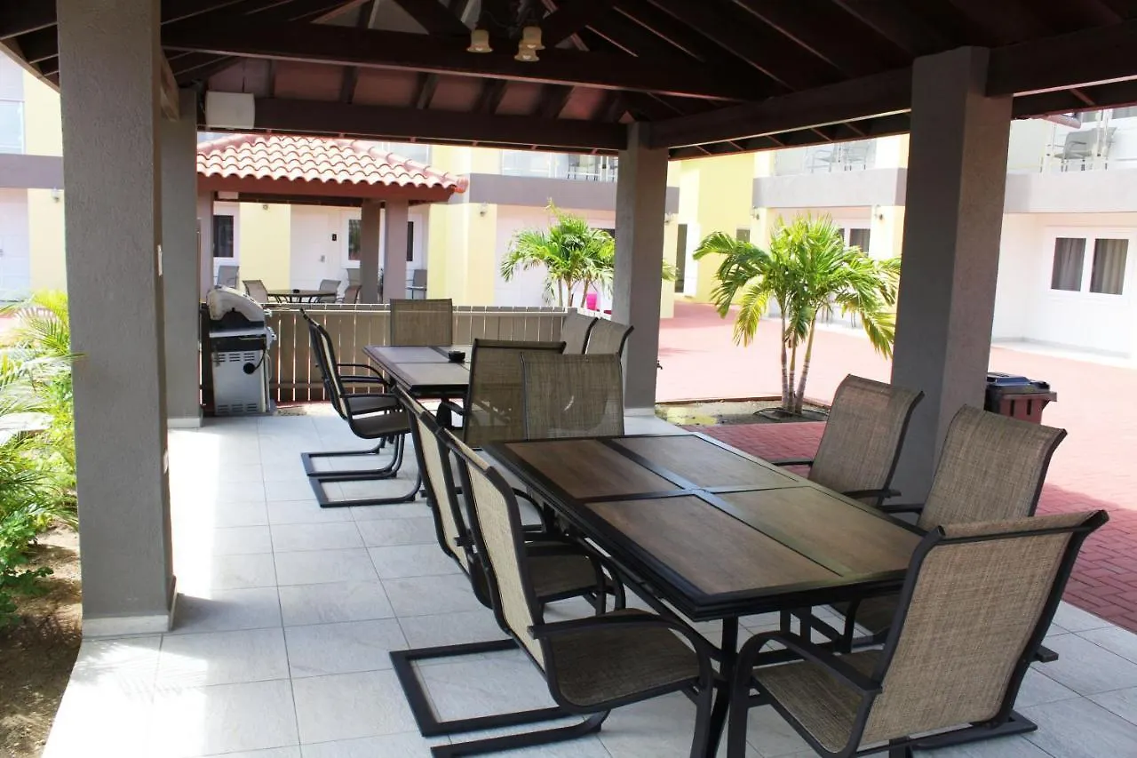 Apartment Steps To Eagle Beach Condo #10A Bubali